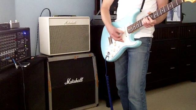 RHCP Under The Bridge w a Marshall Class 5 - Boss CE-1 - Fender Stratocaster смотреть онлайн