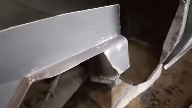 ХАМЕЛЕОН. MAZDA DEMIO. ПРОДОЛЖЕНИЕ СВАРОЧНЫХ РАБОТ.