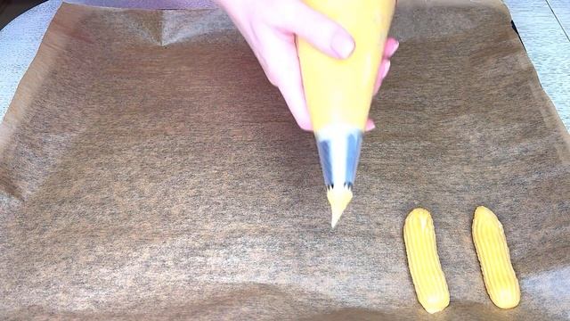 ЭКЛЕРЫ получатся у каждого! Секрет приготовления Эклеров с Заварным кремом в домашних условиях! смотреть онлайн