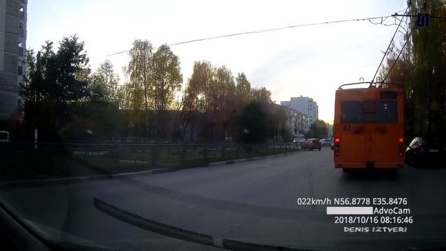ДТП. Тверь, Паши Савельевой улица (16.10.2018 (08:16)) смотреть онлайн