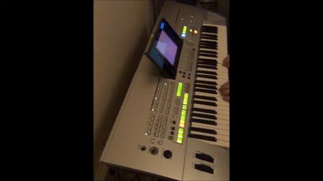 Yamaha TYROS - Saxophone Bank Demo - Alto Sax смотреть онлайн