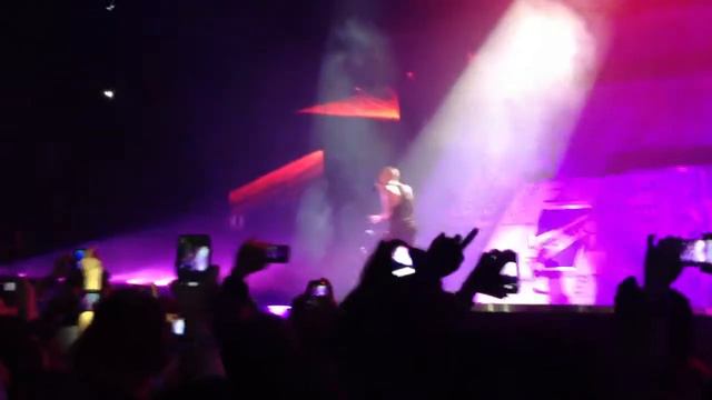 Don't Judge Me - Chris Brown's Carpe Diem Tour at Paris Bercy, December 7th. смотреть онлайн