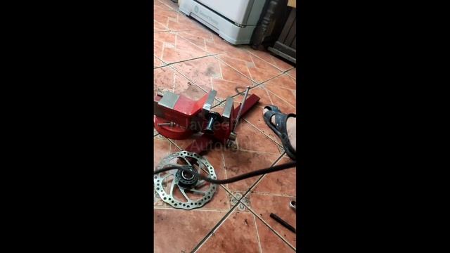 How to DIY Dual Hub Suspension C Type Motor Electric Scooter from Hoverboard hub from Home Part 1 смотреть онлайн