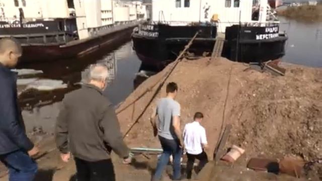 К первому рейсу готовится теплоход, названный именем героя России Андрея Шерстянникова. смотреть онлайн