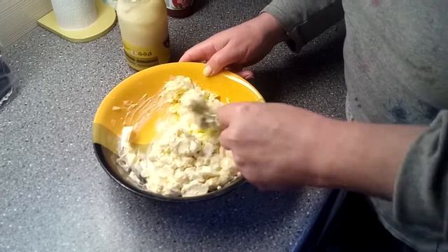 Mars. Domácí syrova pomazánka / Домашняя сырно-чесночная паста смотреть онлайн