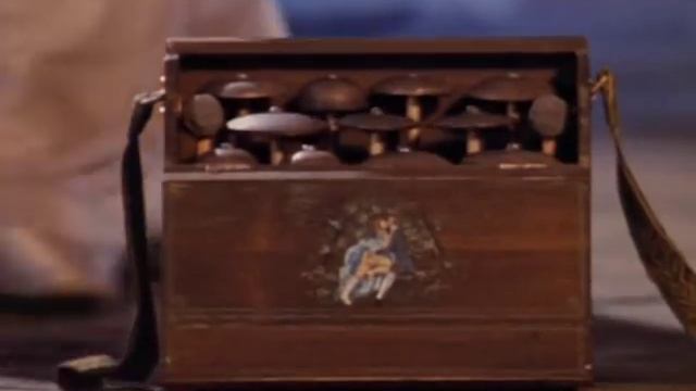 Откуда приятный и нежный тот звон смотреть онлайн