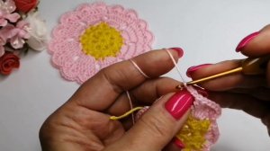 Очаровательная салфетка с сердечками крючком