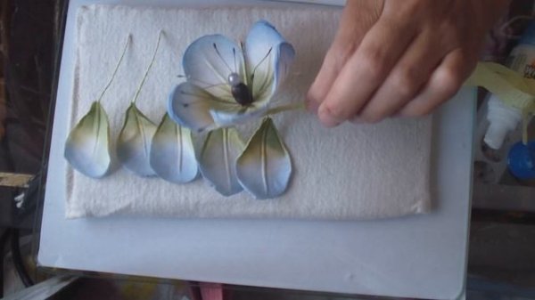 Цветы в прическу