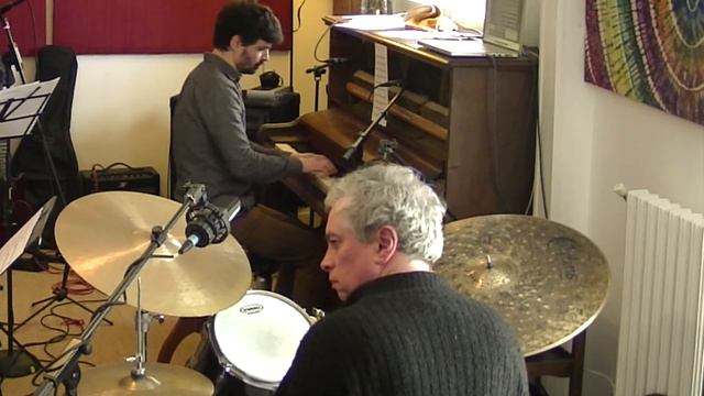Silky Eyes (Rémi Dumoulin) by The Last Action Local Heroes смотреть онлайн