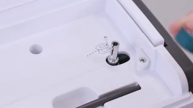 bernette b70 DECO, b77, b79 Tutorial - Siūlų įvėrimas смотреть онлайн