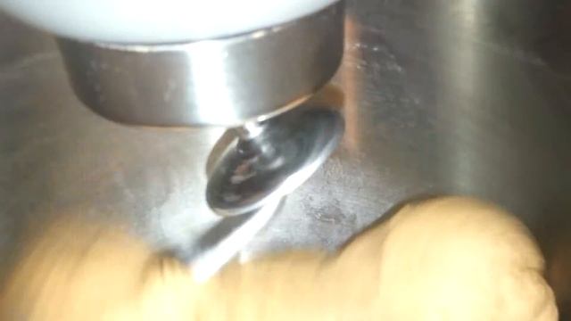 Bosch MUM8400 Making bread dough смотреть онлайн
