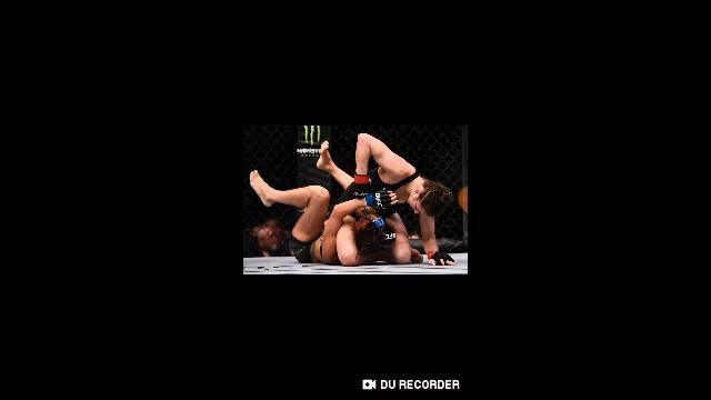 MONTANA DE LA ROSA SUBMITS NADIA KASSEM❗❗❗❗ смотреть онлайн