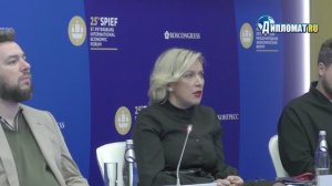 Мария Захарова рассказала, как бороться с западными фейками