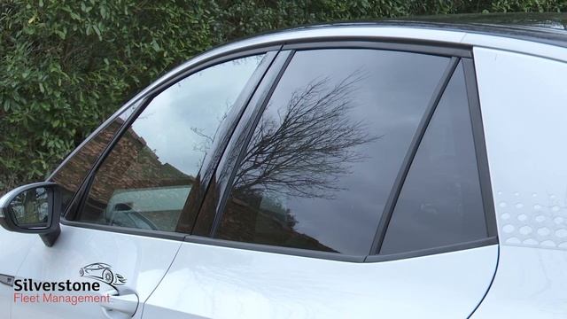 Volkswagen ID3 2021 In-depth Review смотреть онлайн