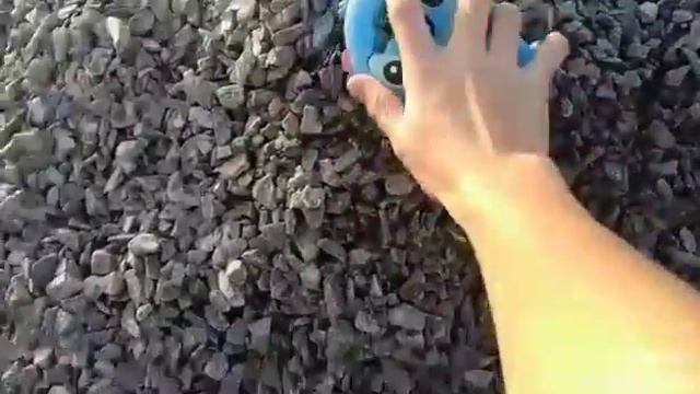 Я подумал что там телефон))) смотреть онлайн