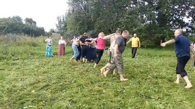 Игры под дубом смотреть онлайн
