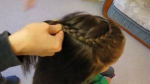 Как правильно плести косичку змейку  Hairstyle