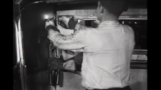 Building the Model A Ford Body on the Assembly Line 1928 1931 смотреть онлайн
