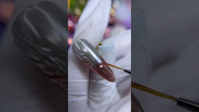 ТЕНИ-ВТИРКА? получился красивый дизайн ногтей #nails #nailart #shorts #втиркананогтях #маникюр2022 смотреть онлайн