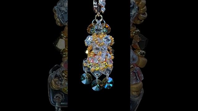 Серьги "Пена Афродиты" от Макты Суматовой 🤩
Финалист Большого конкурса Greenbird 2024 🌟 смотреть онлайн