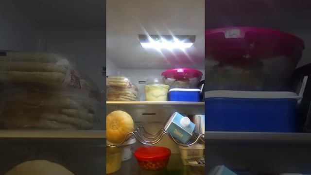 Kenwood KNF60X17 60/40 Fridge Freezer смотреть онлайн