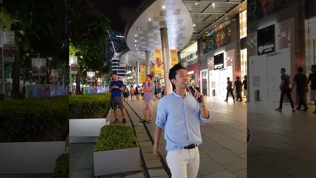 Terence the Host for Acuvue @ Orchard смотреть онлайн