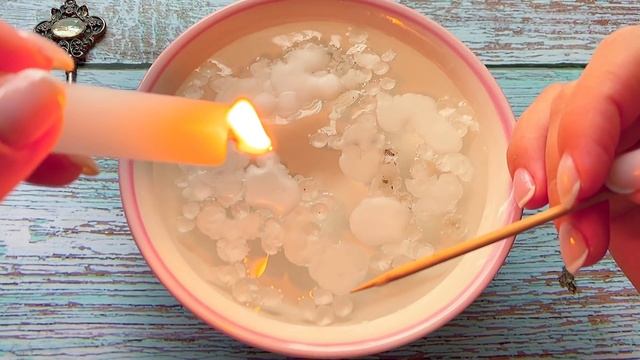 ❗️КТО О ВАС ДУМАЕТ СЕЙЧАС???ЧТО ДУМАЕТ??Гадание на воске смотреть онлайн