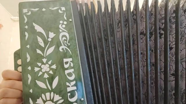 Букет из белых роз, на гармони( В. Королев) смотреть онлайн