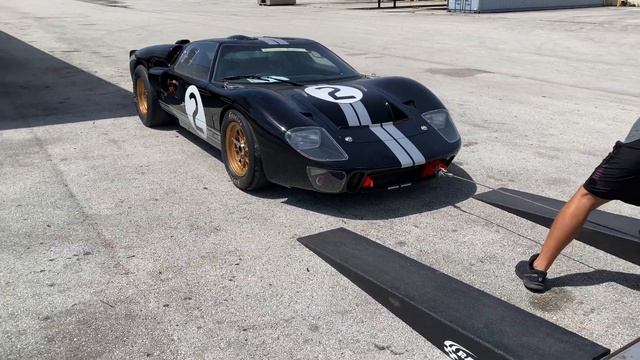 Ford GT-40 АВТОГИД- Авто из Америки смотреть онлайн