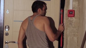 Правильная установка входной двери квартиры