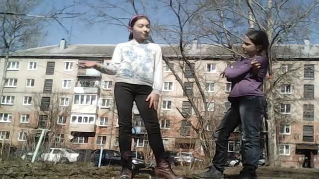 Как научиться делать колесо. Видео для детей. Алёнка Грация смотреть онлайн