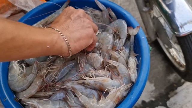 FOR A CHANGE! SHORT INTERVIEW WITH KUYA FISH VENDOR | ANU ANO NABILI KO SA PHP 660 смотреть онлайн