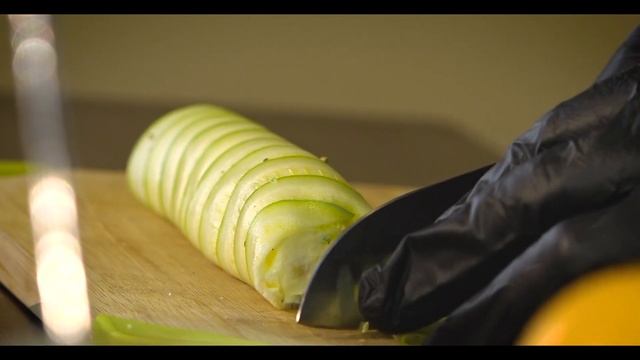 #РОЛЛЫ ИЗ ЦУКИНИ (за 5 минут!!!)