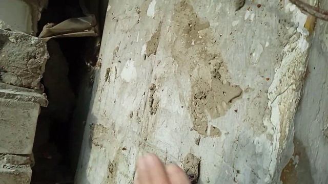 Треснул ??? дом. Стяжка дома. Донецк - город герой!!! (пастуховка).