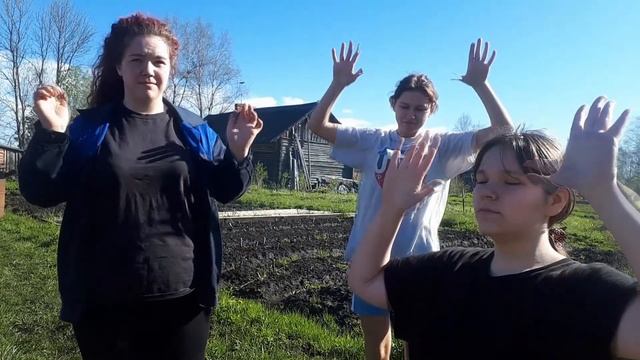 SDS VLOG КАК МЫ ПЕРЕЖИЛИ КАРАНТИН ИЛИ МАЙСКАЯ ПОЕЗДКА НА ДАЧУ смотреть онлайн