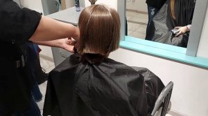Как срезать волосы на продажу. Стрижка девочке.
