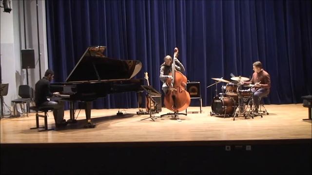 I Should Care - Axel Stordahl, Paul Weston and Sammy Cahn смотреть онлайн