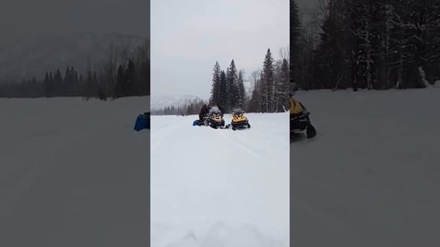 Как нужно рыбачить в глухозимье. смотреть онлайн