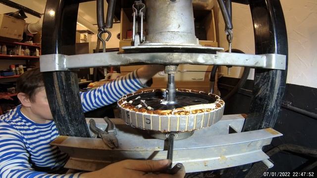 Запрессовка оси статора моноколеса Leaperkim Sherman смотреть онлайн