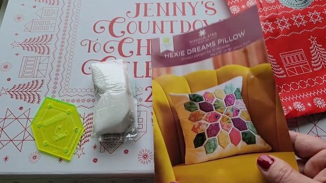 Рождественская распаковка. День 18. смотреть онлайн