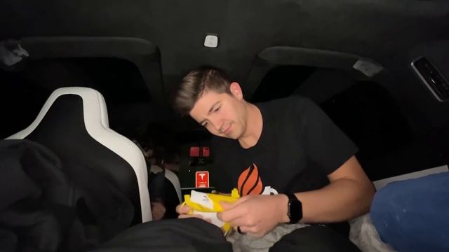 I Survived 50 Hours in Tesla Autopilot смотреть онлайн