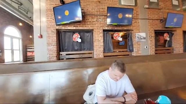 Combine Pizza Above SOLID State Pinball смотреть онлайн