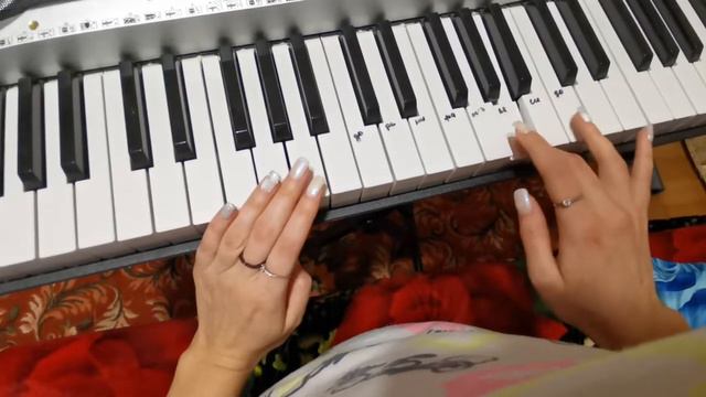 Jingle Bells - песня на синтезаторе)) смотреть онлайн