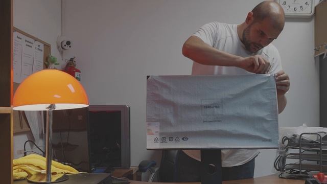 UnBoxing Monitores Dell UltraSharp U2718Q смотреть онлайн