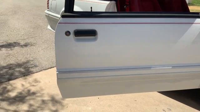 1992 Ford Mustang GT 5.0L V8 смотреть онлайн