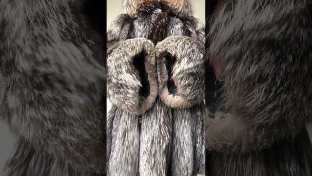 Шуба из меха чернобурки за 26500 ₽ в отличном состоянии тм WITEK капюшон дл.75 см р.46-48 /11751/ смотреть онлайн