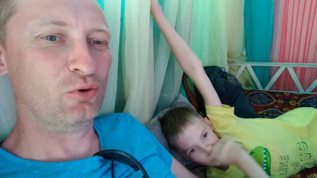 Жека Луч :) Кыргызстан, Оз Иссык куль Зашли в кафе по кушать плов 14 07 2022 смотреть онлайн