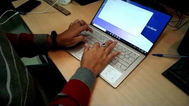 Asus Zenbook UX433F Review (14 Inch Ultrabook) Premium Redefined | Asus Zenbook 14 смотреть онлайн