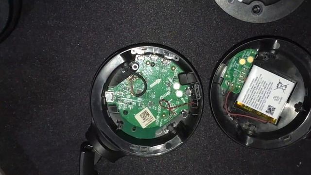 Whats inside $50 JBL Headphones! смотреть онлайн