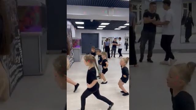 Школа танцев Натали смотреть онлайн